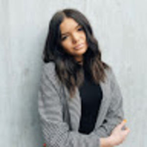 Meet your Posher, Brooke